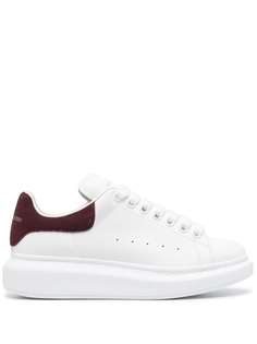 Alexander McQueen массивные кроссовки на шнуровке