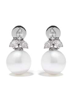 Yoko London серьги Petal из белого золота с жемчугом и бриллиантами