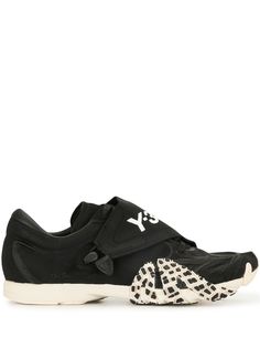 Y-3 кроссовки с логотипом