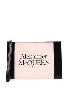 Alexander McQueen клатч в стиле колор-блок с тисненым логотипом