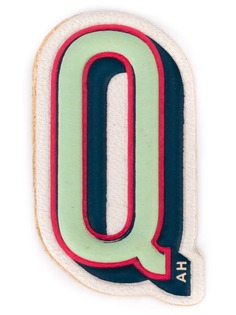 Anya Hindmarch наклейка Q