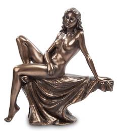 Статуэтка "Девушка" Veronese