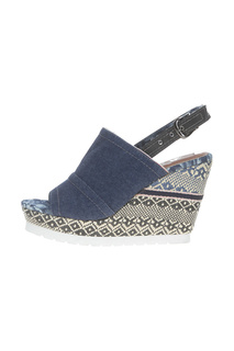 Босоножки женские Airbox 136234 синие 39 RU