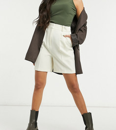 Шорты из крепа в оттенке слоновая кость Topshop Petite-Белый