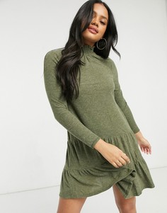 Ярусное платье с присборенной юбкой цвета хаки Miss Selfridge-Зеленый