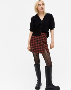 Мини-юбка в черно-красную клетку Monki Renata-Черный