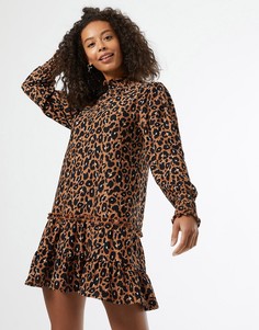Свободное коричневое платье с присборенной юбкой и высоким воротом Miss Selfridge-Светло-коричневый