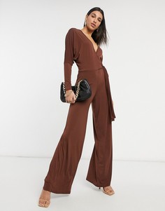 Коричневый комбинезон с запахом и рукавами "летучая мышь" ASOS DESIGN