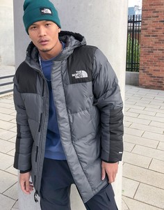 Серый пуховик The North Face Deptford