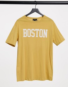 Свободная университетская футболка горчичного цвета с надписью "Boston" New Look-Желтый