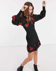 Черное платье мини со сборками и вышивкой роз ASOS DESIGN-Черный