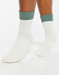 Кремовые носки с отворотом шалфейно-зеленого цвета ASOS DESIGN-Зеленый