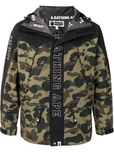 A BATHING APE® камуфляжная куртка с логотипом