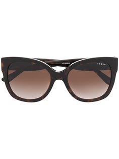 Vogue Eyewear солнцезащитные очки в массивной оправе