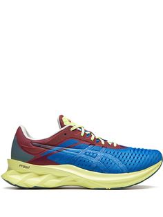 ASICS кроссовки Novablast