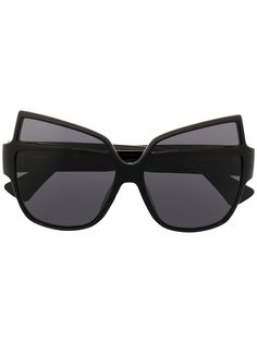 Moschino Eyewear солнцезащитные очки в массивной оправе кошачий глаз