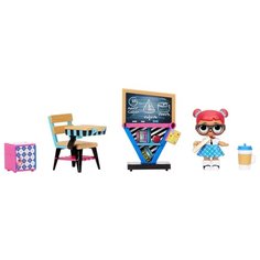 Игровой набор L.O.L. Surprise Furniture Classroom with Teachers Pet & 10+ Surprises, 570028 LOL