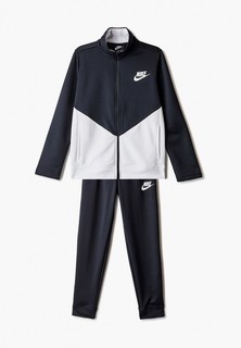 Костюм спортивный Nike