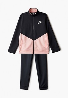 Костюм спортивный Nike