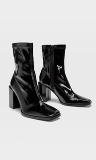 Stradivarius Ботильоны Из Лакированной Искусственной Кожи На Высоком Каблуке Женская Коллекция Черный 40