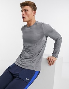 Спортивный лонгслив сложной расцветки ASOS 4505-Серый