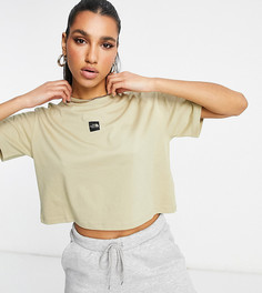 Бежевая укороченная футболка с логотипом The North Face Central – эксклюзивно на ASOS-Кремовый