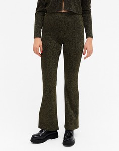 Черные расклешенные брюки с золотистыми блестками Monki Tora-Черный