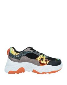 Низкие кеды и кроссовки Sexy Woman