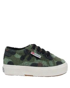 Низкие кеды и кроссовки Superga