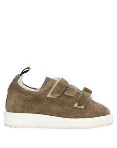Низкие кеды и кроссовки Golden Goose Deluxe Brand