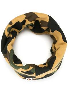 A BATHING APE® шарф с камуфляжным принтом