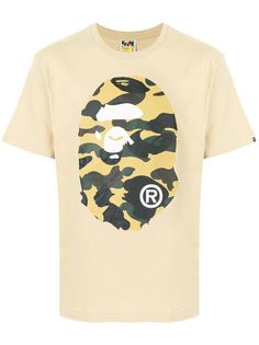 A BATHING APE® футболка с камуфляжным логотипом