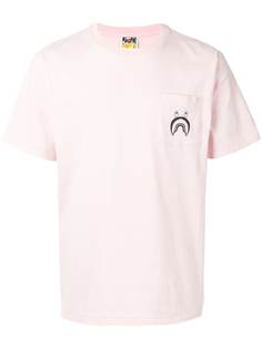 A BATHING APE® футболка Shark с накладным карманом