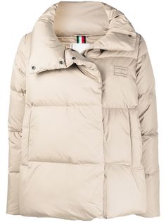 Tommy Hilfiger пуховик с вышитым логотипом