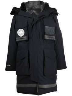 Canada Goose парка с нашивками