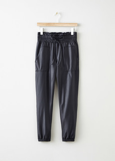 Брюки из искусственной кожи Bonprix