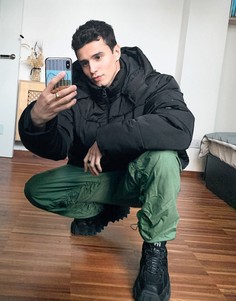 Зеленые зауженные брюк из ткани рипстоп со сборками ASOS DESIGN-Зеленый
