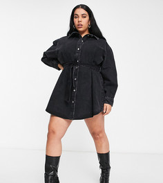 Джинсовое платье-рубашка выбеленного черного цвета в стиле oversized с поясом ASOS DESIGN Curve-Черный цвет