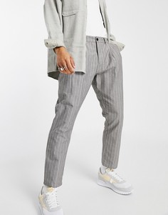 Брюки-сигареты в фактурную полоску ASOS DESIGN-Серый