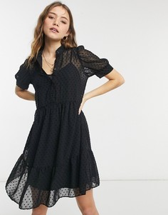 Черное ярусное платье из ткани добби с присборенной юбкой New Look-Черный цвет