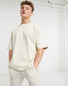 Светло-бежевая футболка с декоративными полосками от комплекта New Look-Светло-бежевый