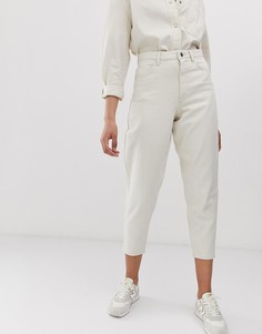 Светло-бежевые премиум-джинсы бойфренда ASOS DESIGN-Белый
