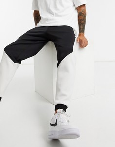 Черные джоггеры узкого кроя с нейлоновыми вставками ASOS DESIGN-Черный цвет