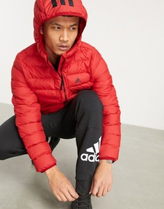 Красный пуховик с капюшоном adidas Training-Черный цвет