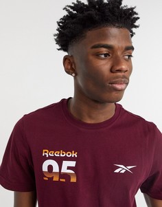 Бордовая футболка Reebok Training-Красный