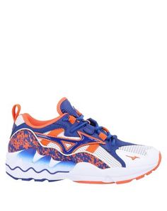 Низкие кеды и кроссовки Mizuno