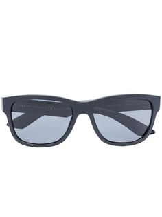 Prada Eyewear солнцезащитные очки в трапециевидной оправе