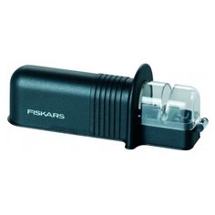 Механическая точилка FISKARS Essential Roll-Sharp черный