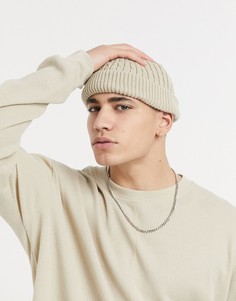 Бежевая маленькая шапка-бини с вязаным узором «косички» ASOS DESIGN-Коричневый цвет