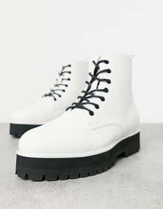 Белые ботинки из искусственной кожи на шнуровке и толстой подошве ASOS DESIGN-Белый